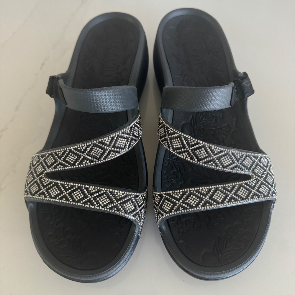 Skechers Foamies Arch Fit Footsteps Sandals Women 11 Black Rhinestone NEW - Picture 4 of 9